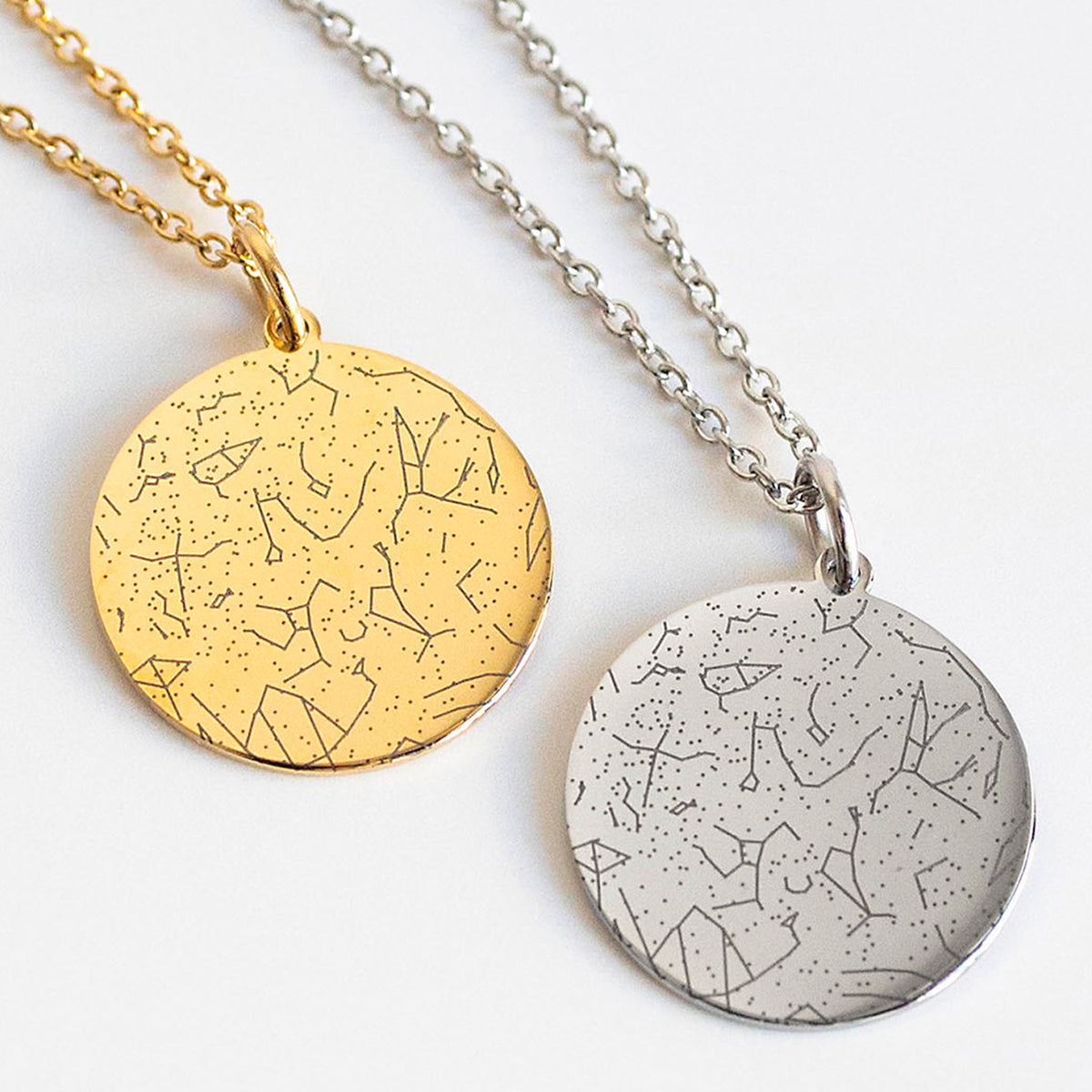 Collana Butler & Wilson Con Cristalli Trasparenti E Tema Teschio E Stelle In Tono Oro - Nuova Con Etichette, Perfetta Per Un Look Glamour - 2